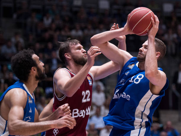 业生涯始于 业生涯始于