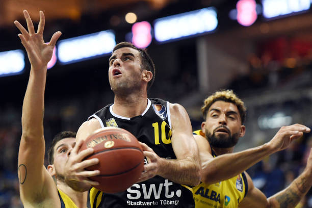 稳定出场记 稳定出场记